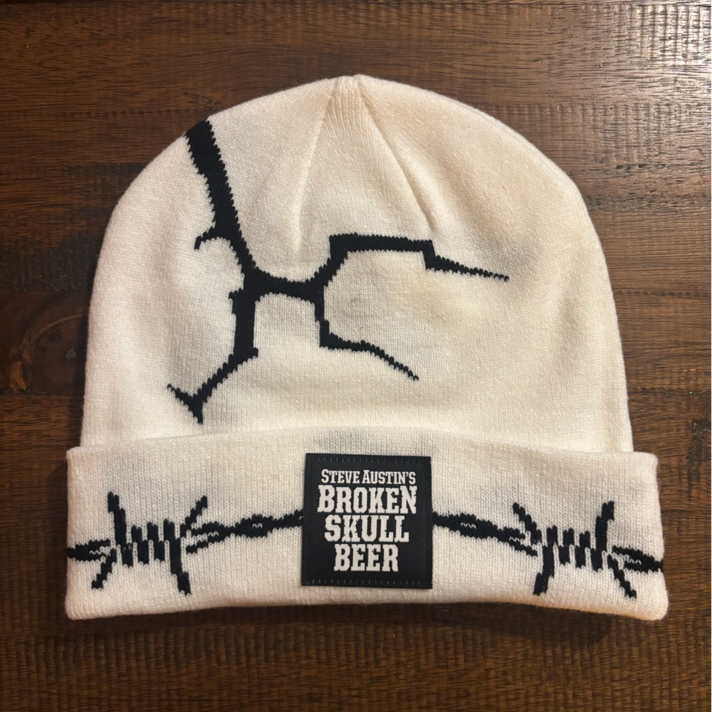 Broken Skull Beanie Steve Austin NWOT